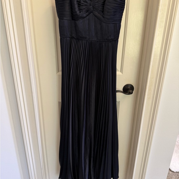 AMUR Belle Strapless Dress in Navy - Picture 5 of 7